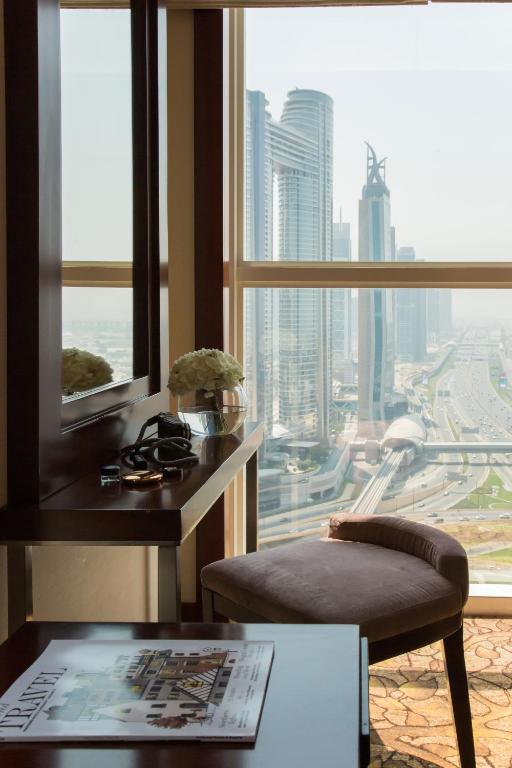 Executive Club Suite - Image 5