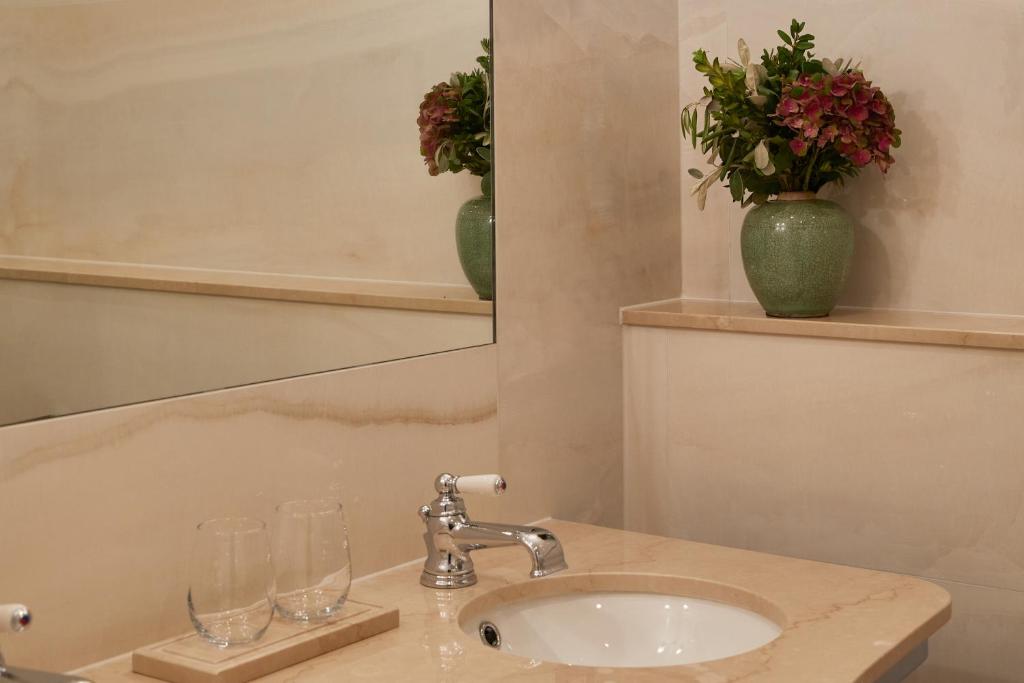 Studio Suite - Image 6