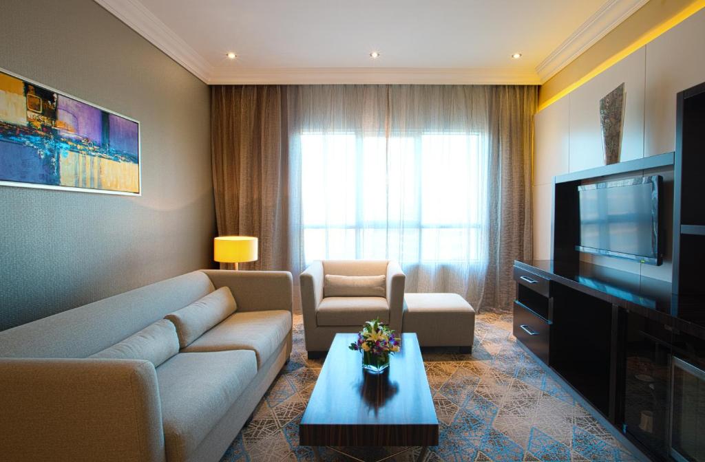 Two-Bedroom Suite - Image 11