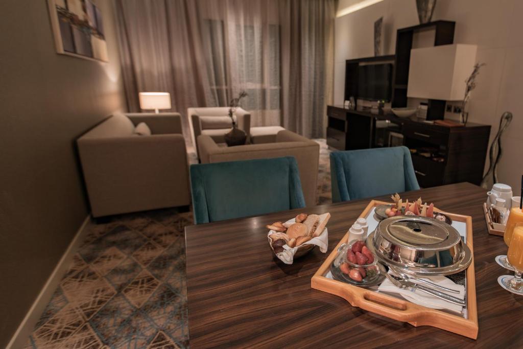 Two-Bedroom Suite - Image 14