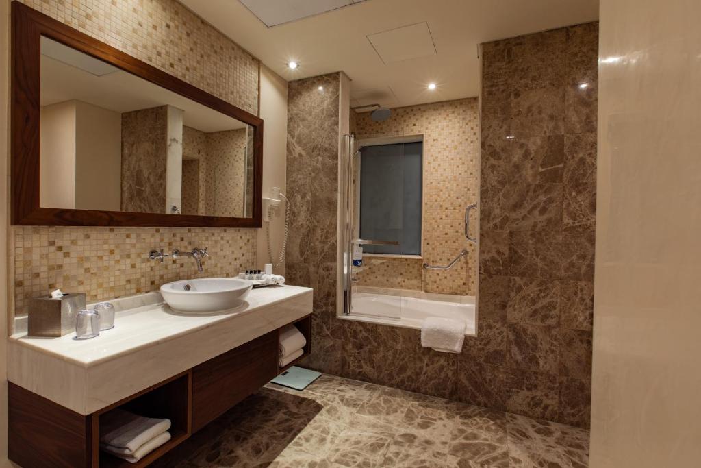 Two-Bedroom Suite - Image 16