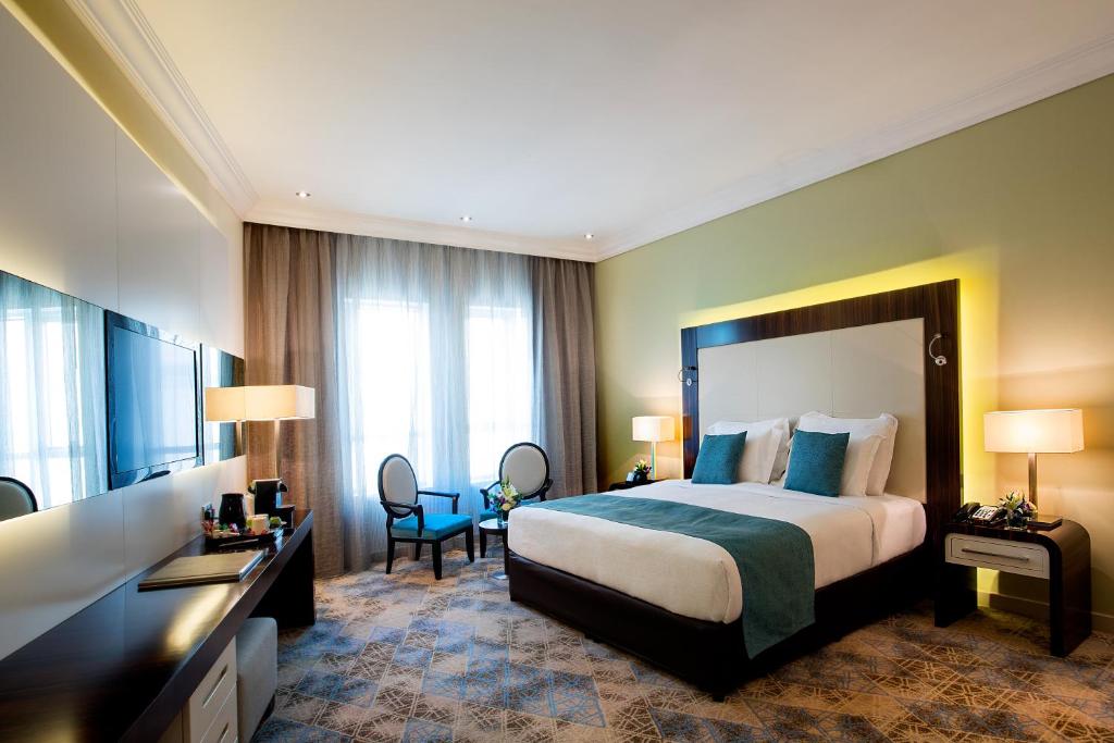 Two-Bedroom Suite - Image 4