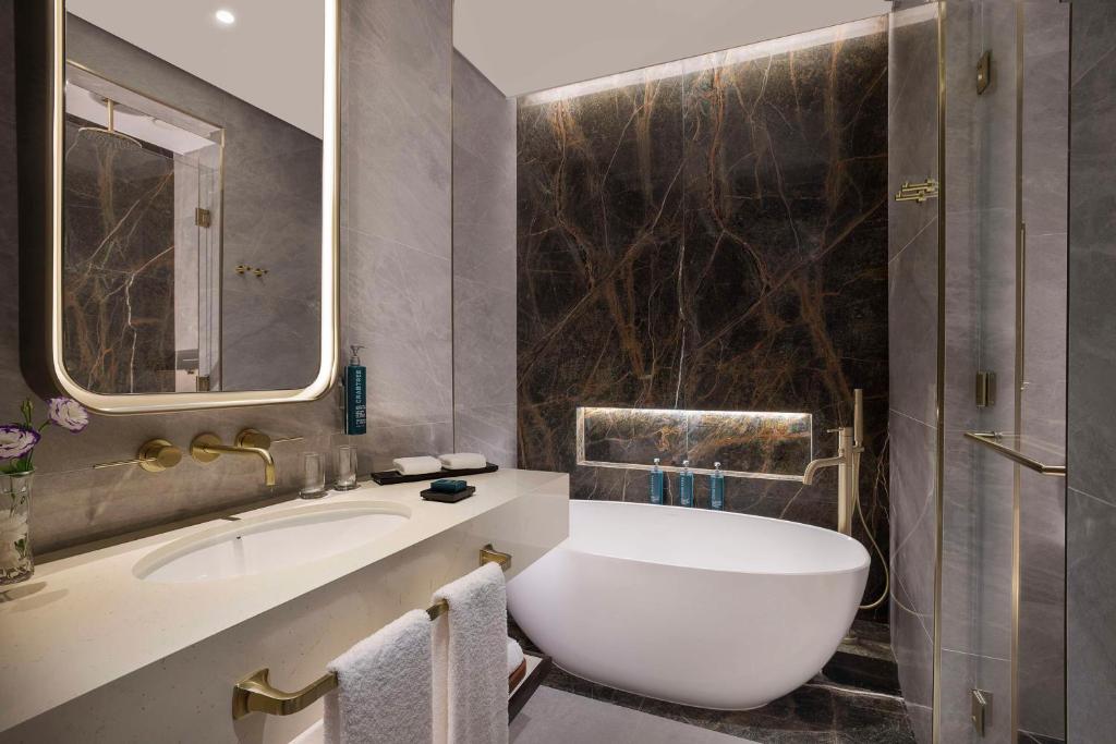 King Guest Room
