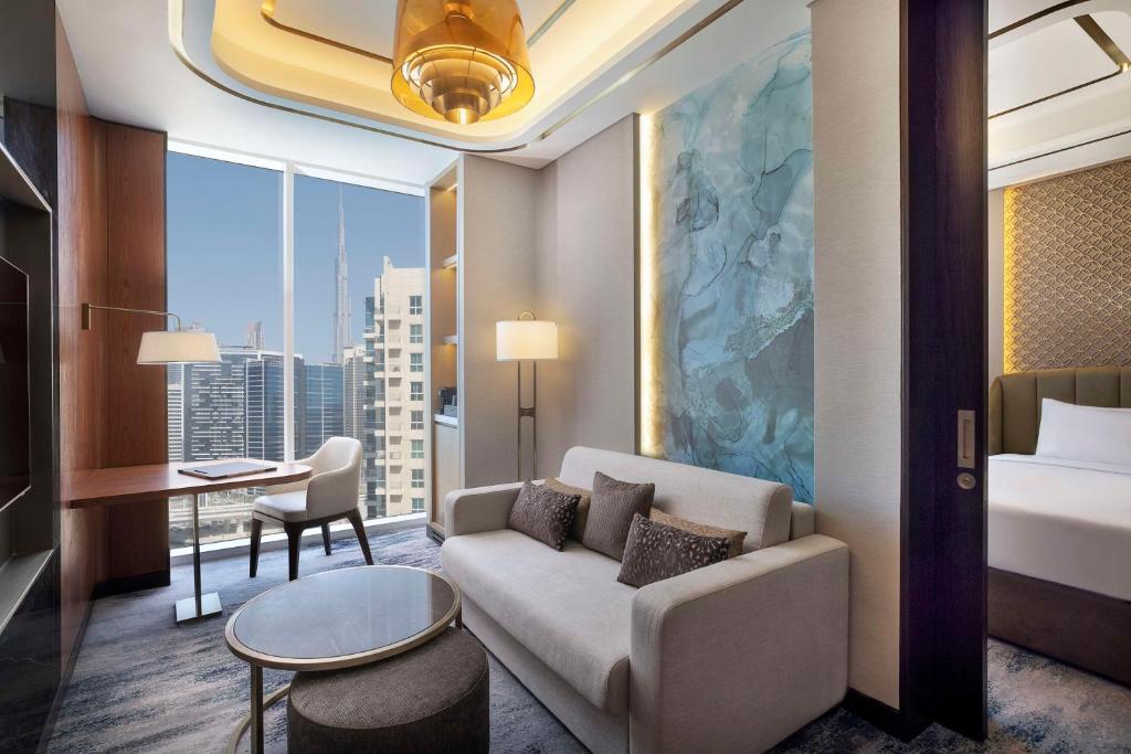 One-Bedroom Suite with Two Double Beds and Burj Khalifa View - Image 1
