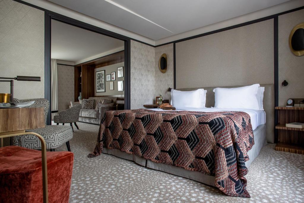 Suite Club - Image 3