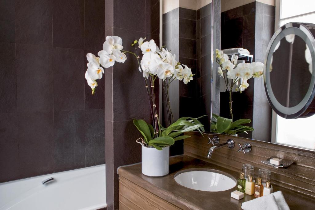Suite Club - Image 4