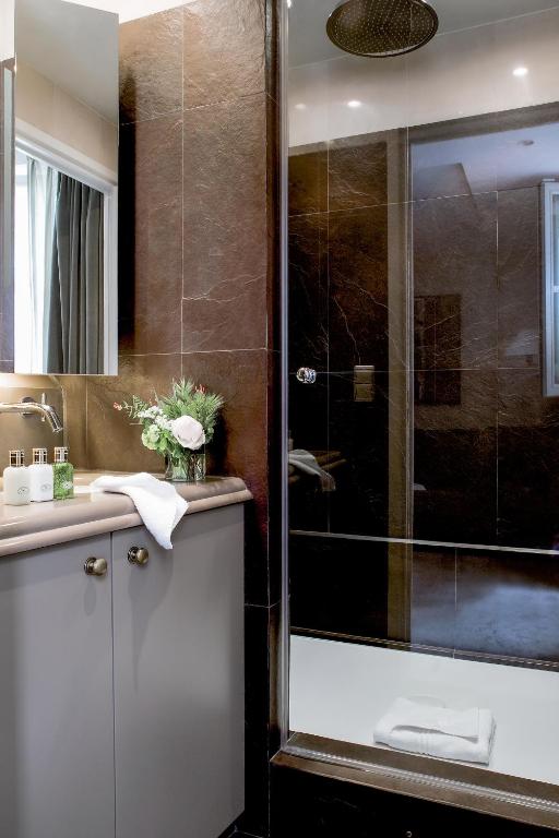 Suite Club - Image 6