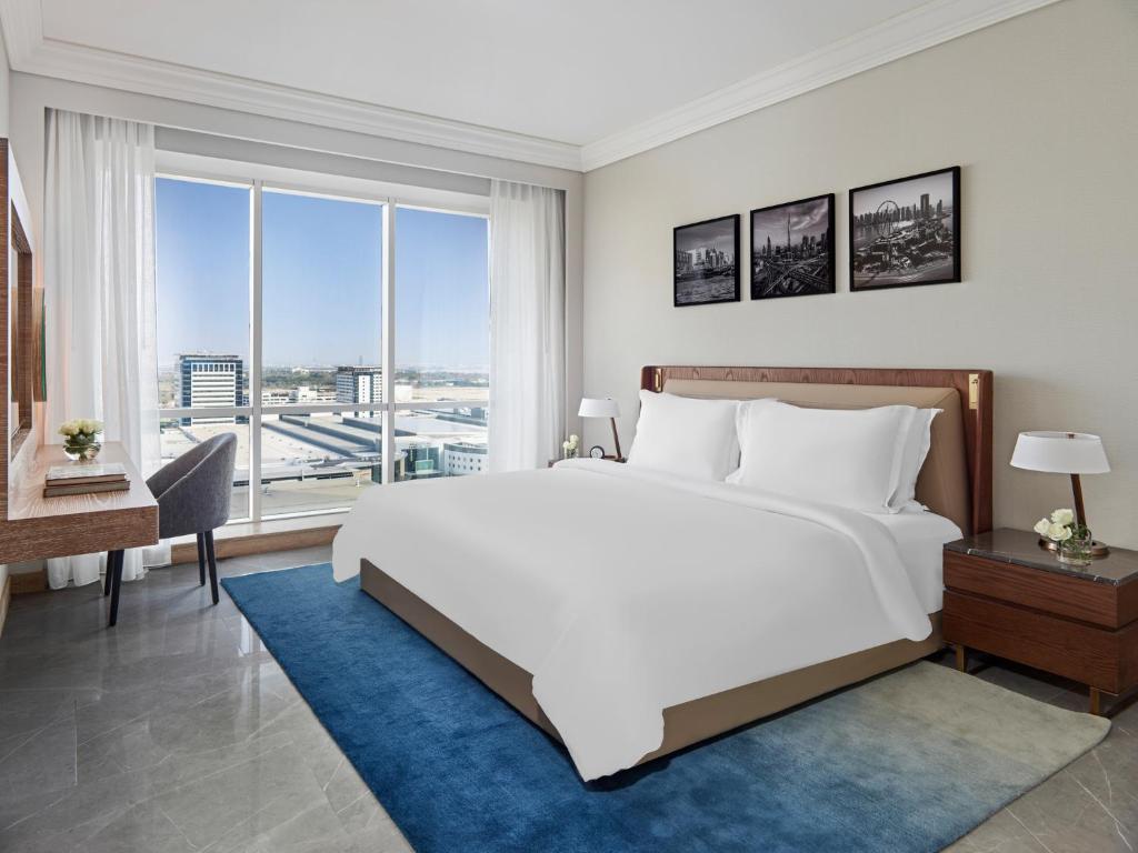 Two-Bedroom Grand Suite - Image 5
