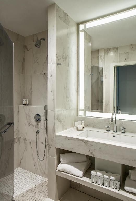Chic Suite - Image 2