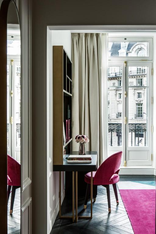 Superior Double Room - Image 2