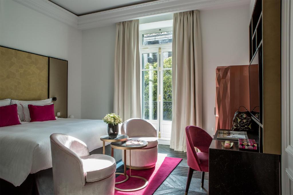 Superior Double Room - Image 1