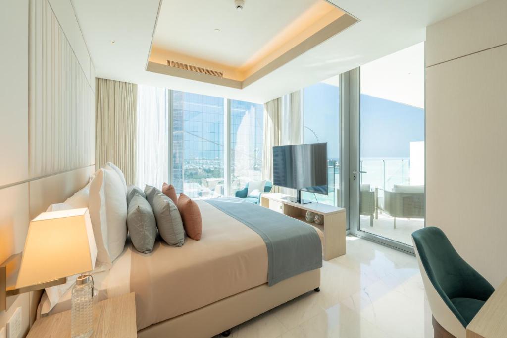 2 BED | Skyline Suite w/Pool - Image 3