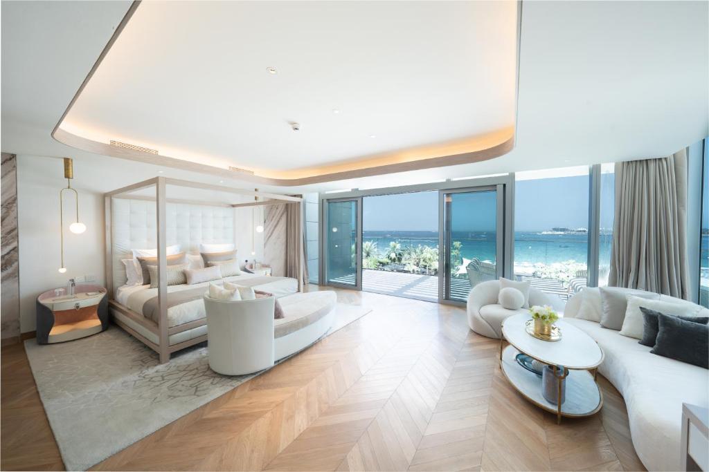 3 BED | Euphoria Suite - Image 1