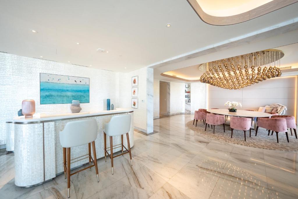 3 BED | Euphoria Suite - Image 10