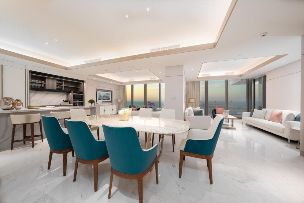 4 BED | Skyline Suite w/Pools - Image 4