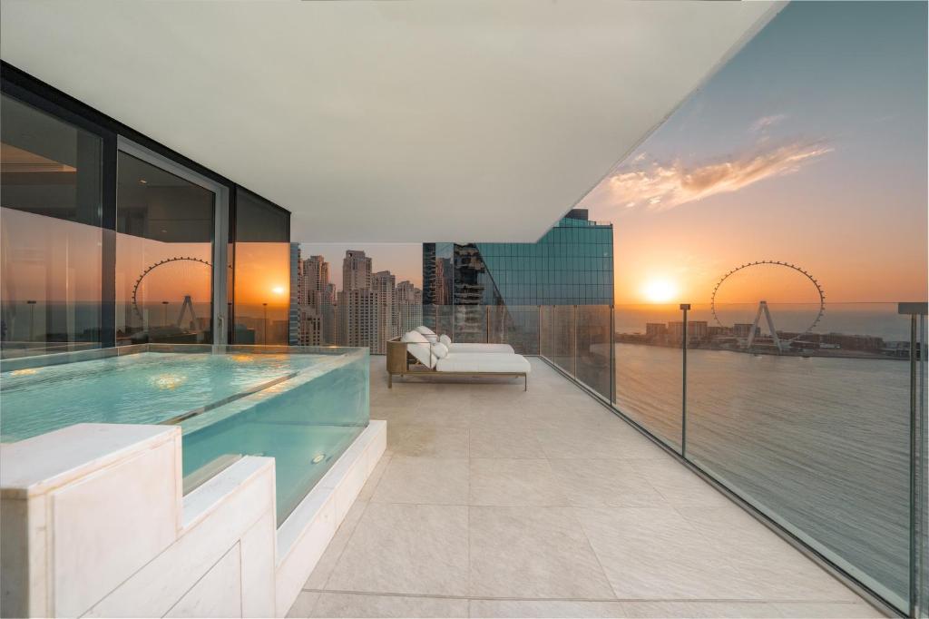 4 BED | Skyline Suite w/Pools - Image 6