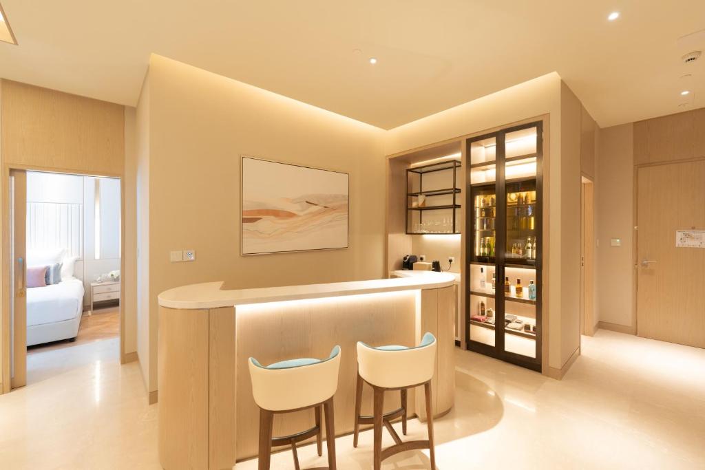 Junior Suite | Sea View - Image 2