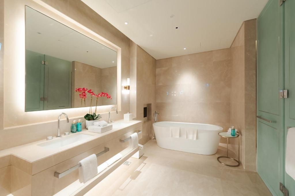 Junior Suite | Sea View - Image 4