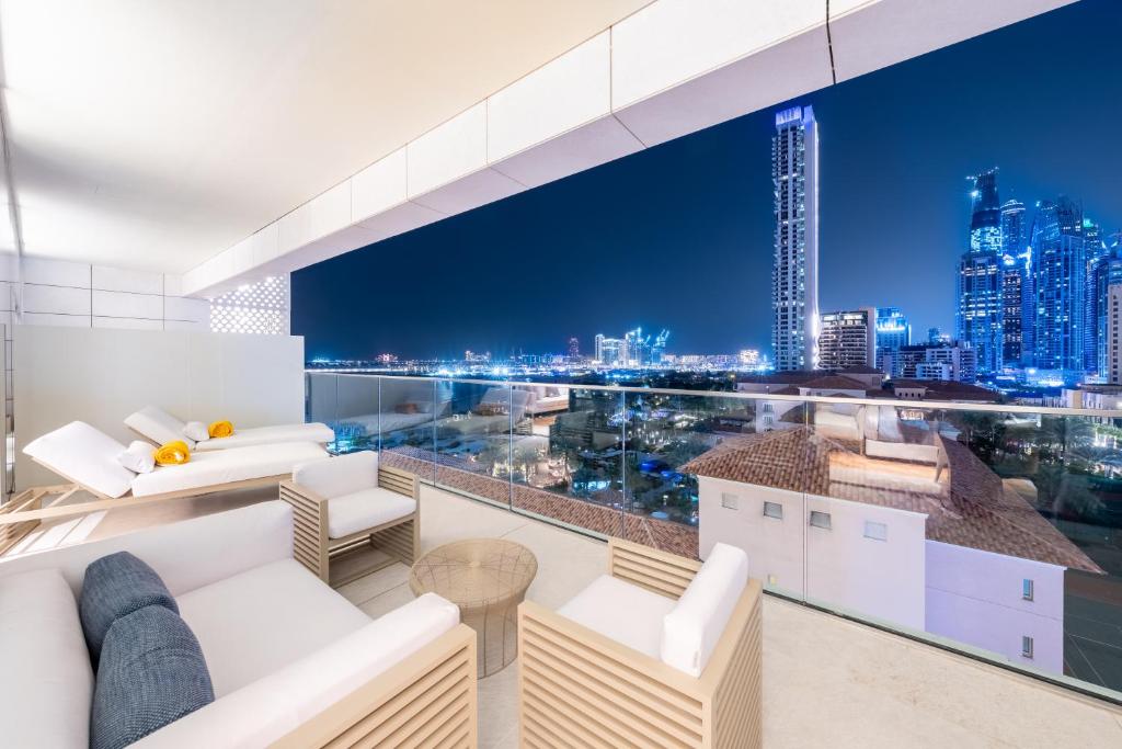 Junior Suite - Image 1