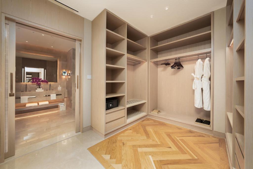 Junior Suite - Image 5