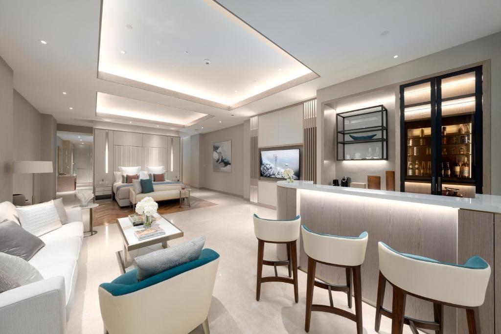 Luxe Spa Loft - Image 4