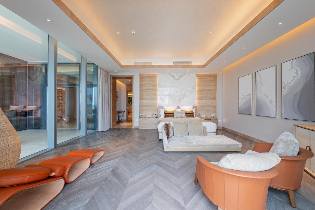 Masterpiece Suite w/Pool - Image 4