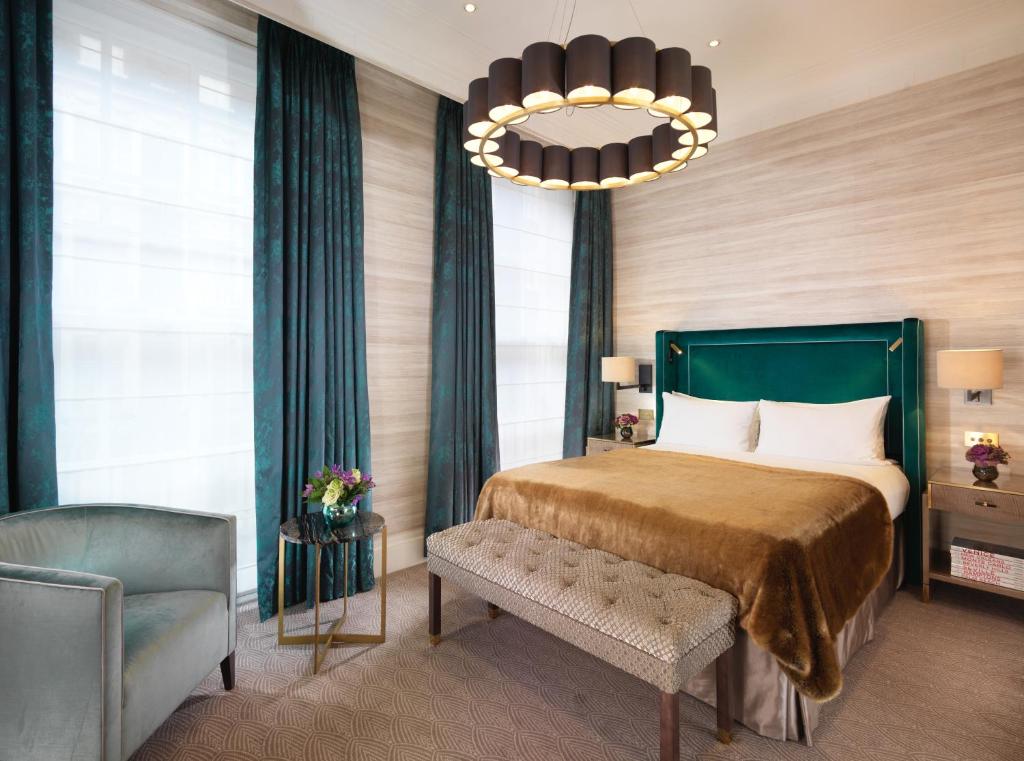 Deluxe Double Room - Image 1