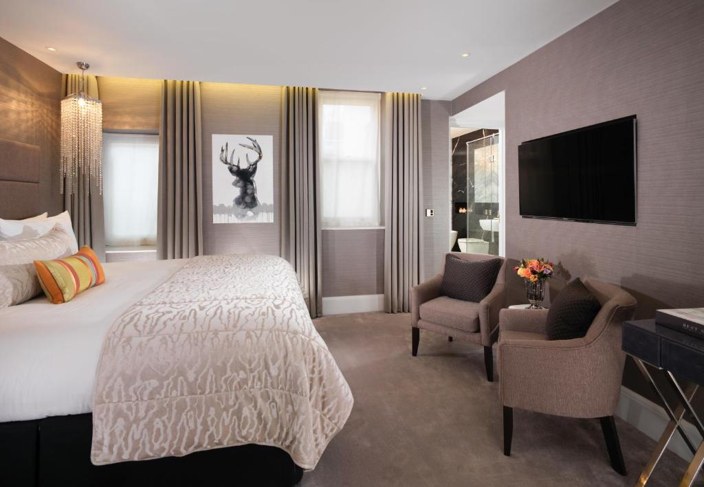 One Bedroom Suite - Image 14