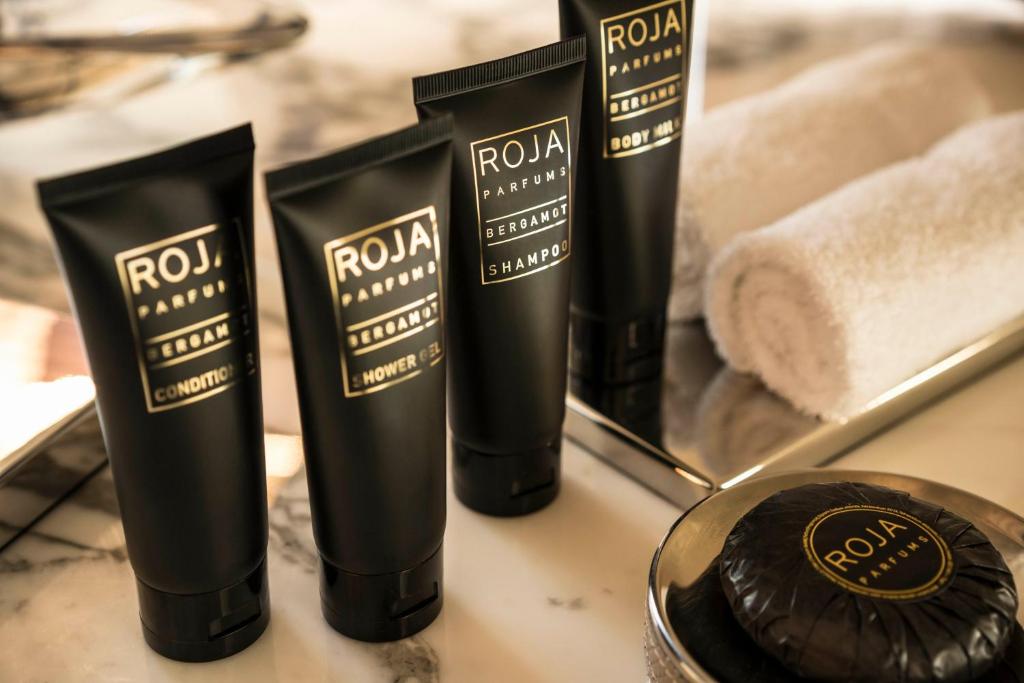 Four Seasons King Room - Image 2