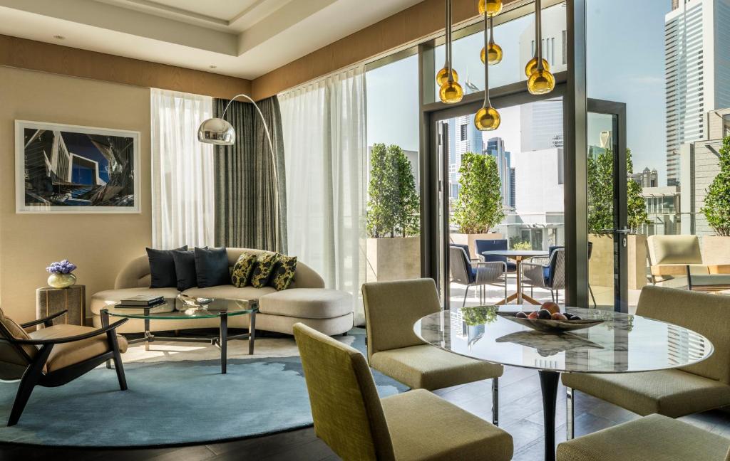 Terrace One Bedroom King Suite - Image 3