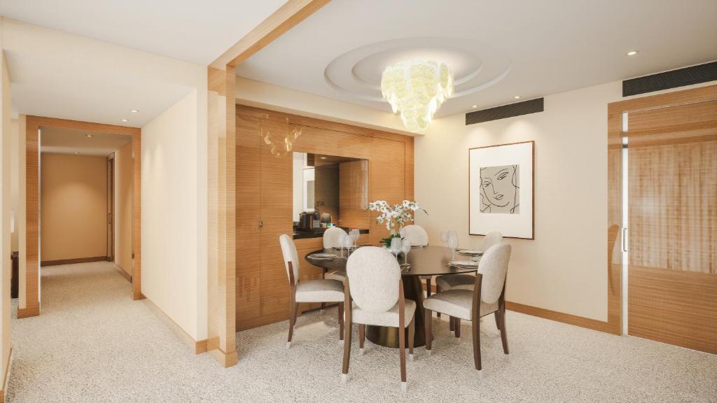Deluxe Suite - Image 3