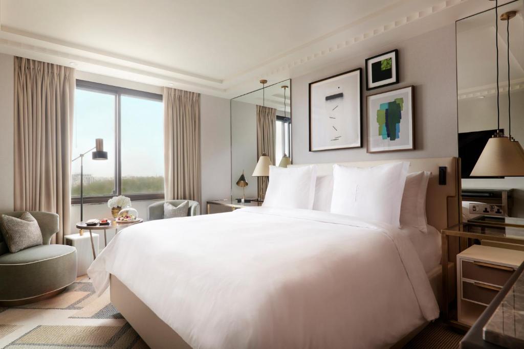 Premier Twin Room - Image 2
