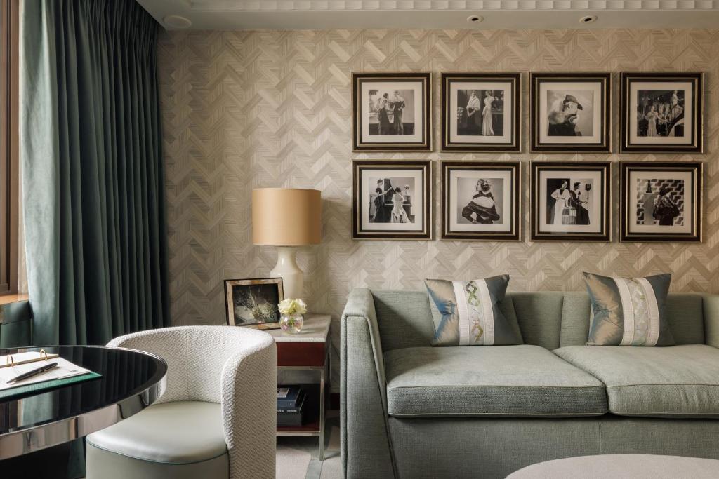 Westminster Suite with King Bed - Image 7