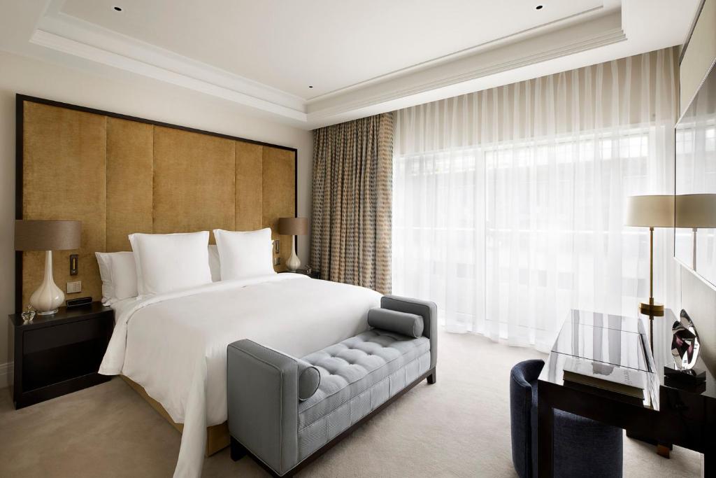Royal Hotel Residence - Image 12