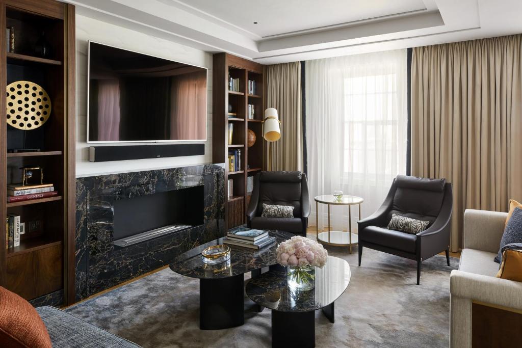 Three Bedroom Hotel Residence - Image 3