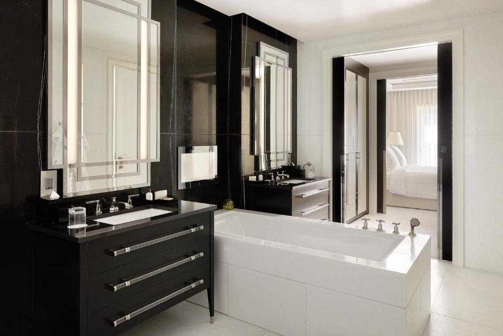 Three Bedroom Hotel Residence - Image 8