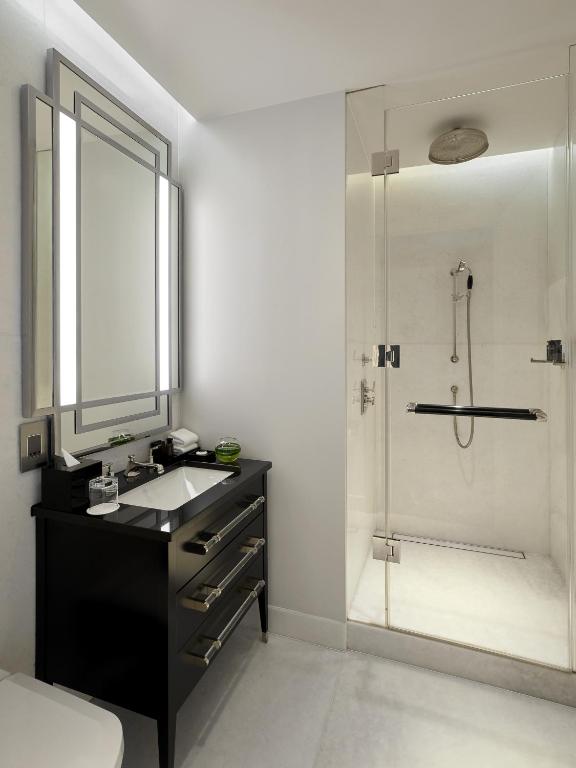 Three Bedroom Panoramic View Hotel Residence - Image 3