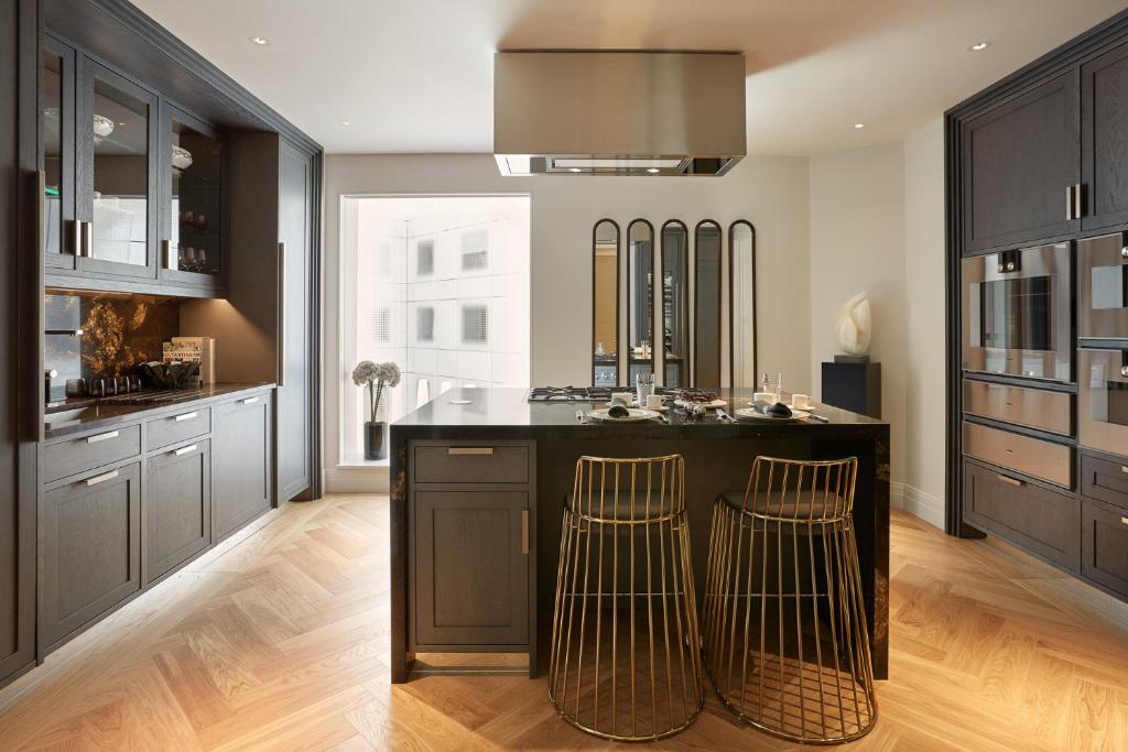 Three Bedroom Tower View Hotel Residence - Image 6