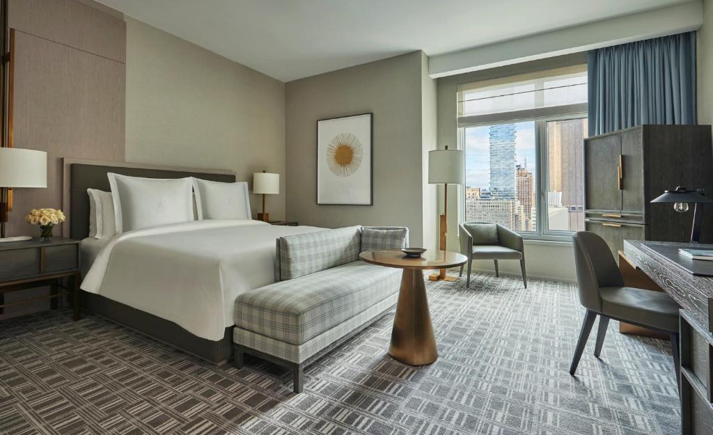 Accessible Brooklyn Room with King Bed - Image 1