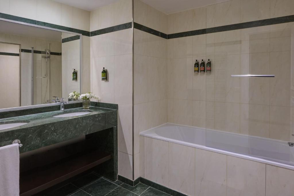 Presidential Suite - Image 2