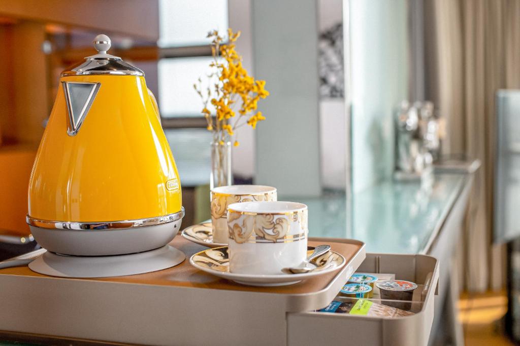 Golden Creekside With Balcony - Image 3