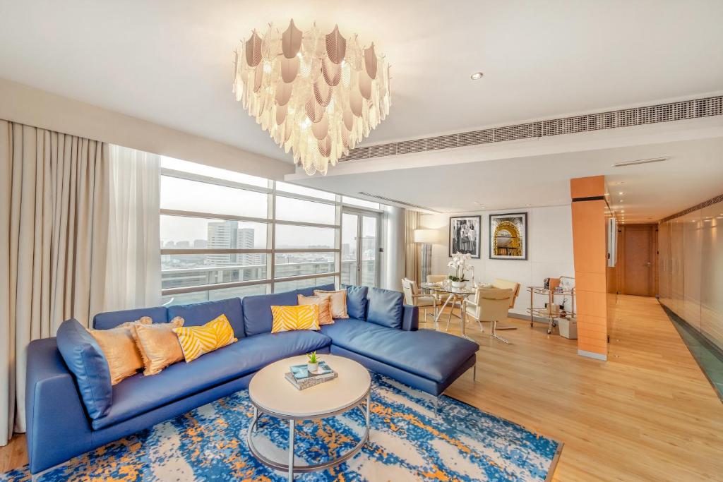 Grand Suite waterfront with Terrace - Image 2