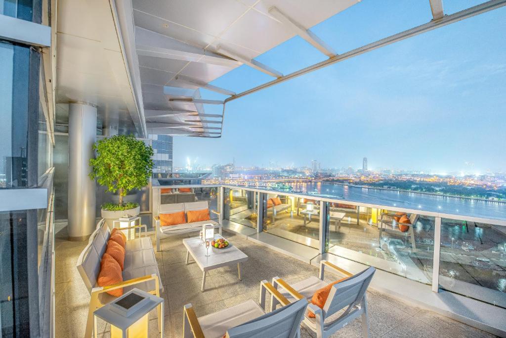 Grand Suite waterfront with Terrace - Image 1