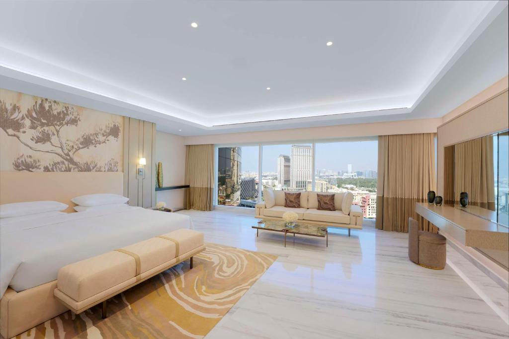 Prince Suite - Image 5