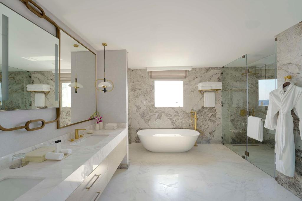 Prince Suite - Image 8