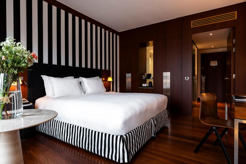 Chambre Prestige - Arc De Triomphe - Image 6