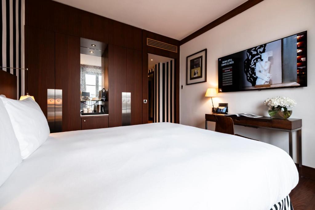 Chambre Prestige - Balcon - Arc De Triomphe - Image 5