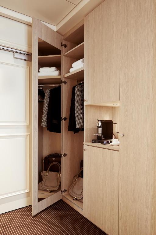 Junior Suite - Image 3