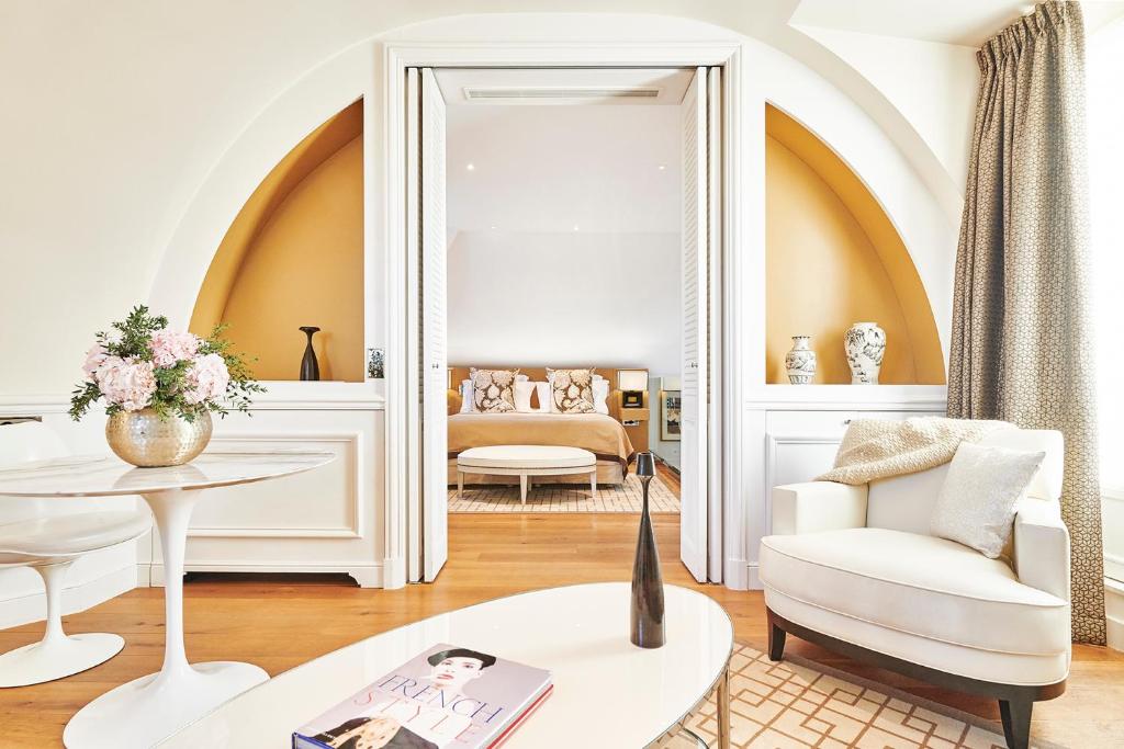 Suite Tour Eiffel - Image 1