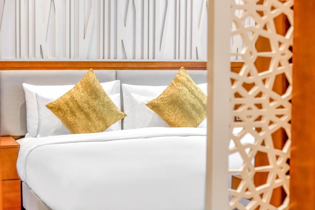 Premium Suite - Image 3